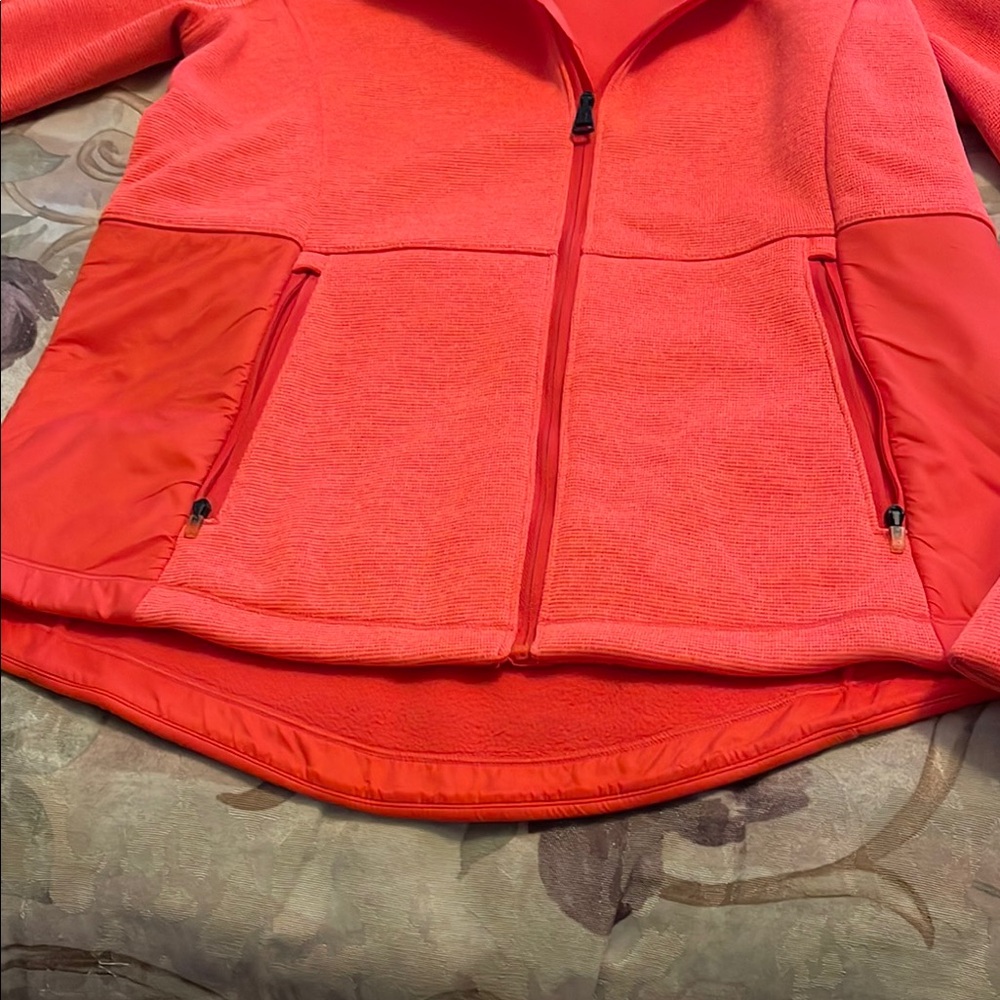 Under Armour Hoodie - Picture 3 of 5